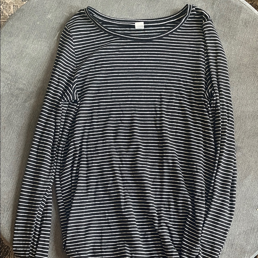 Old Navy Black and White Striped Top